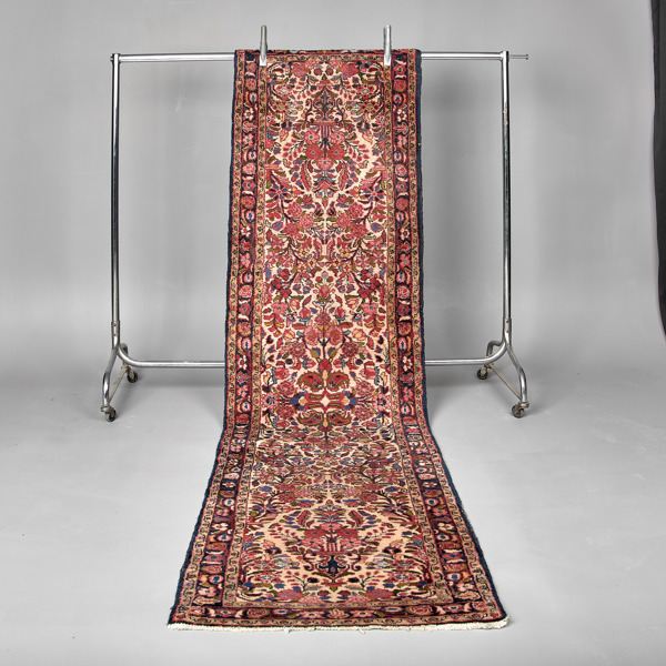 ORIENTMATTA. Gallerimatta. Kirman.