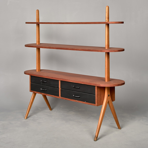BOKHYLLA. Teak och bok. 1960-tal.