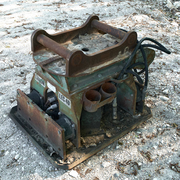 MARKVIBRATOR. Hydraulisk. Liacon LEC 40.