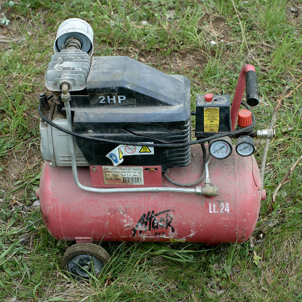 KOMPRESSOR. Attack 217.