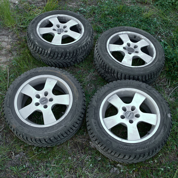 VINTERDÄCK. 4 stycken. Bridgestone.