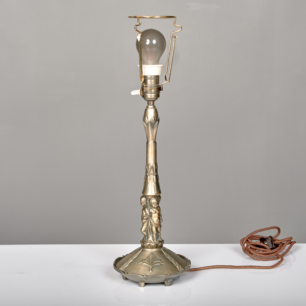 BORDSLAMPA. Tenn. 1940-tal.
