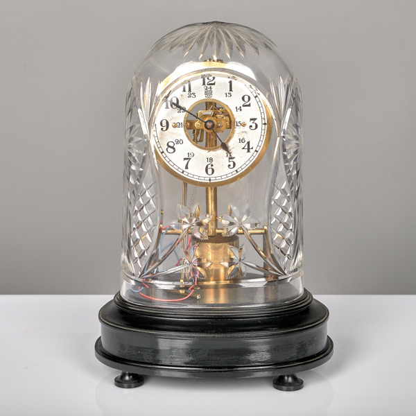 BORDSUR. Bulle Patent. 1900-talets första hälft.