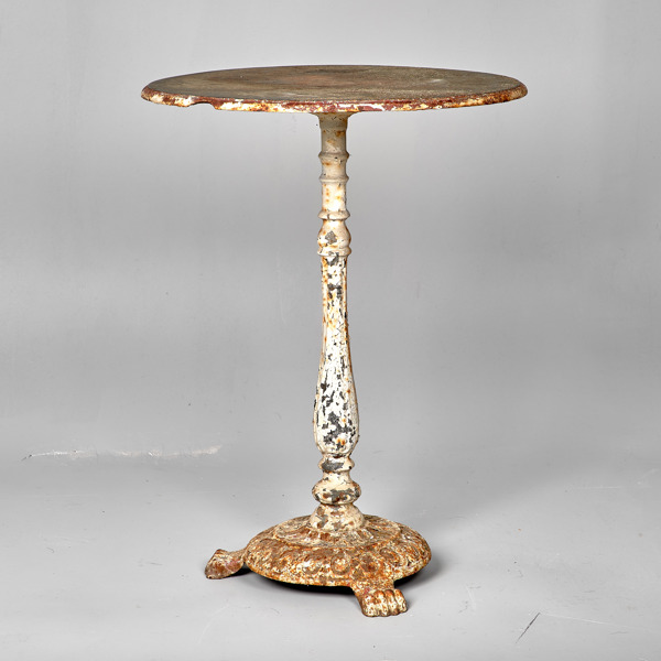 TRÄDGÅRDSBORD. Gjutjärn och metall. Omkring 1900.
