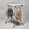 SYMASKINSBORD MED STENSKIVA. Gjutjärn. Husqvarna.  Omkring 1900.