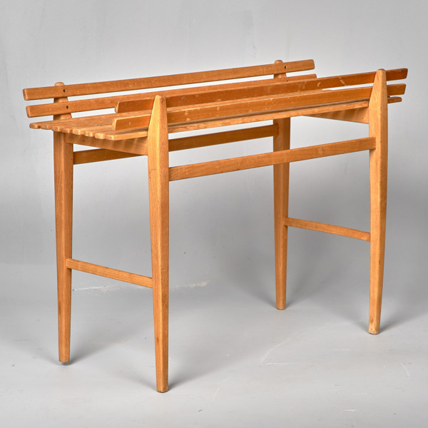 BLOMBORD. Björk. 1940-tal.
