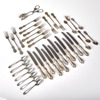 PARTI SILVERBESTICK. Totalvikt 912 gram inklusive knivar.
