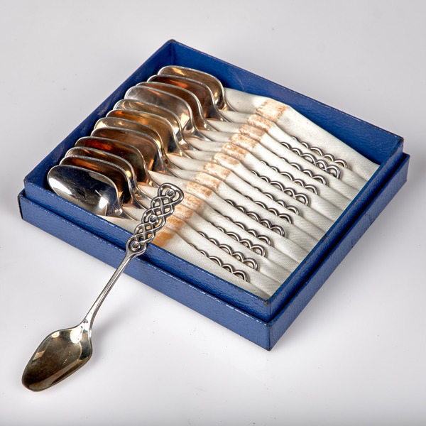 DAVID ANDERSEN. 13 teskedar. Silver. 145 gram.