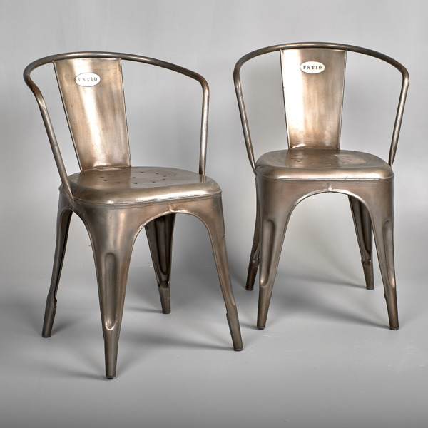 STOLAR. 2 stycken. Metall. FST10. Samtida.