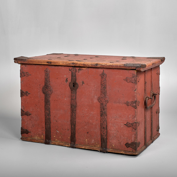 KISTA. Furu. Originalfärg. 1700-tal.