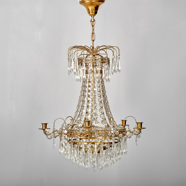 LJUSKRONA. Gustaviansk stil. 1900-talets mitt. 