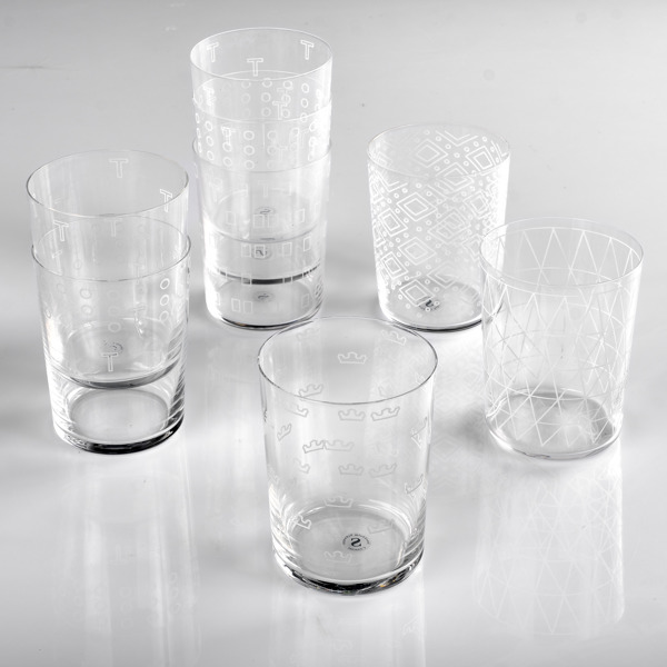 CATARINA GIARIMI. 8 stycken glas. Stockholm Schnapps.