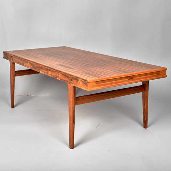 JOHANNES ANDERSEN. Soffbord. Jakaranda. Trensum. 1960-tal.
