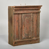 VÄGGSKÅP/Inbyggnadsskåp. Furu. Allmoge. 1700-tal.