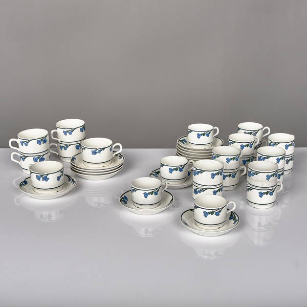 JACKIE LYND. Kaffe- och tekoppar. Ingrid. Rörstrand. 1978.