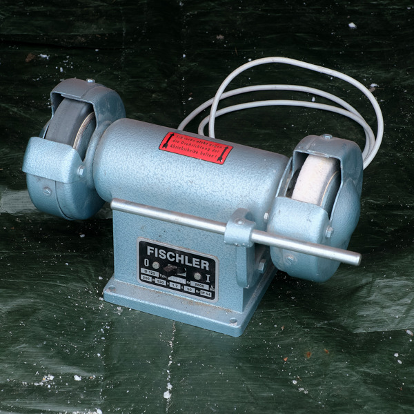 BÄNKSLIPMASKIN. FISCHLER D 125.