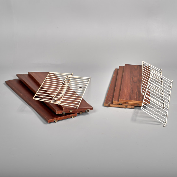 NISSE STRINNING. 4 gavlar + 6 hyllplan. 