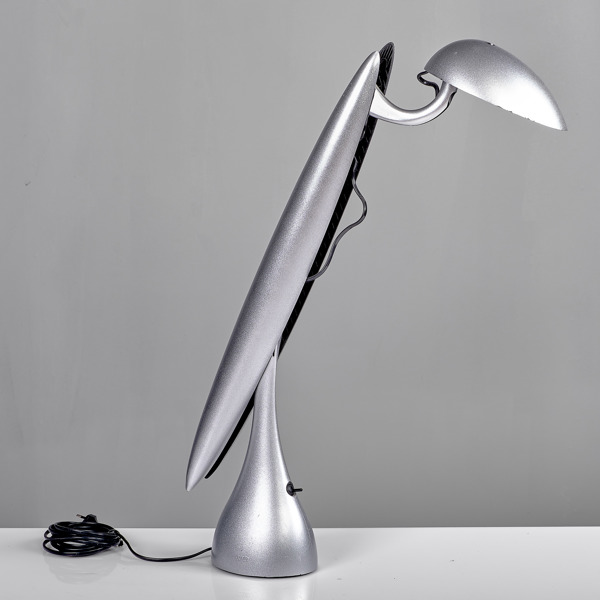 ISAO HOSOE. Skrivbordslampa. Heron. Luxo, Norge.