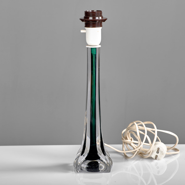 GUSTAV LEEK. Bordslampa. Glas. 1960-70-tal.