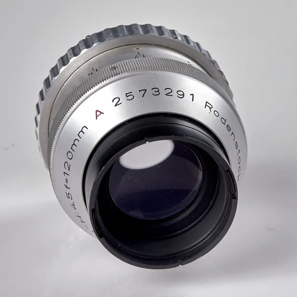 OBJEKTIV. Hasselblad. Rodenstock-Tiefenbildner Imagon H:4,5 f=120 mm A 2573291. 1950-tal. 3 stycken bländarskivor medföljer.