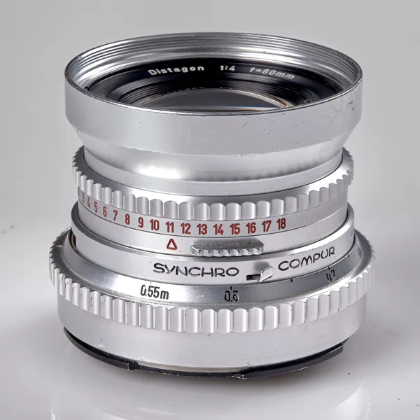 OBJEKTIV. Hasselblad. Distagon 1:4 f=60 mm Carl Zeiss Nr3282395. 1962-63.