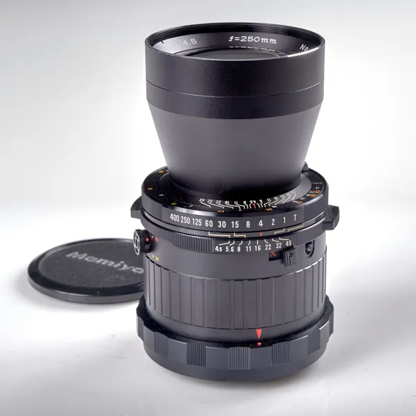 OBJEKTIV. Mamiya-Sekor 1:4,5 f=250 mm No. 14517. 1970-tal