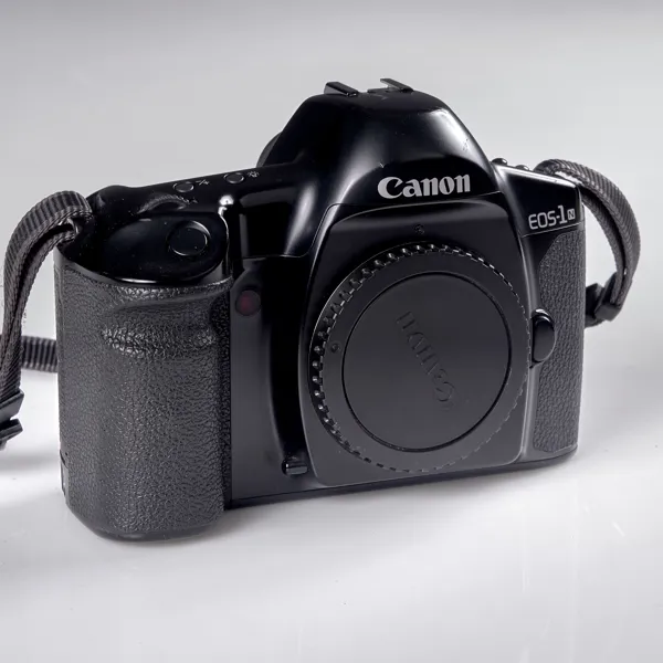 KAMERA. Canon EOS-1 N. Serienummer 163644. 1994.