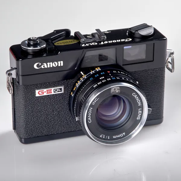 KAMERA. Canon Canonet G-III 17. 1972-82.
