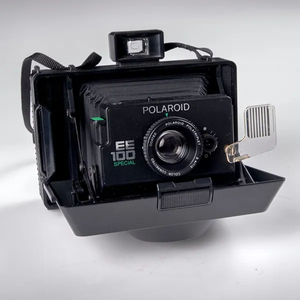 KAMERA. Polaroid EE 100 Special, 735768. 1985-92.
