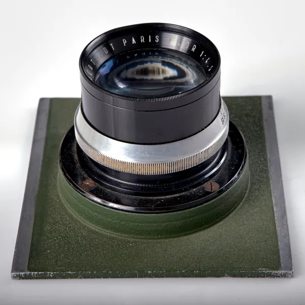 OBJEKTIV. Berthiot Paris Flor 1:4,5 f=200 N o 881826. 1948-49.