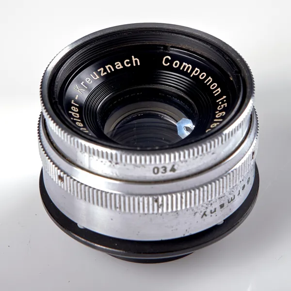 OBJEKTIV. Schneider-Kreuznach Componon 1:5,6/80 6330344. 1959.