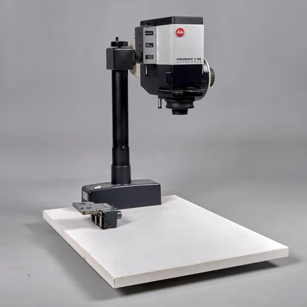 FÖRSTORINGSAPPARAT. Leitz Focomat V35. 1980-tal.