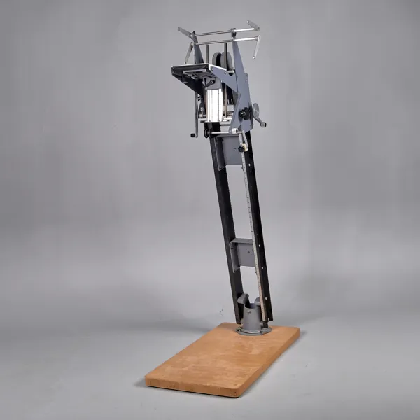 STORFORMATSFÖRSTORINGSAPPARAT. Simon Omega D-6 Enlarger. Färghuvud Super Chromega D Dichroic II.