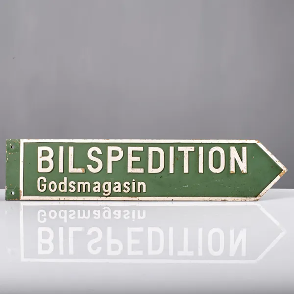 METALLSKYLT. Bilspedition.