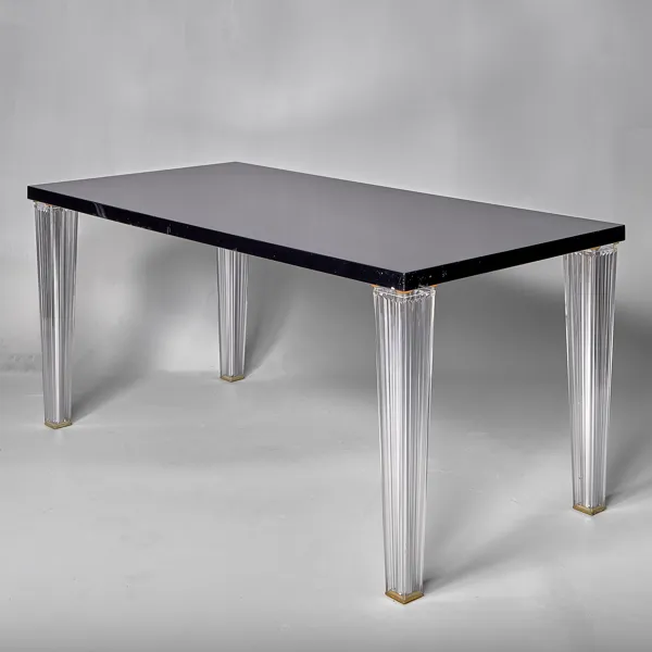 PHILIPPE STARCK. Bord. Plast PMMA. Top Top. Kartell.