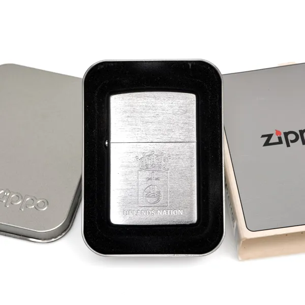 TÄNDARE ZIPPO. Uplands Nation. 1991.