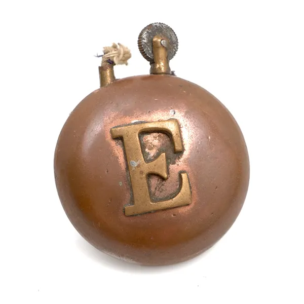 TÄNDARE. Koppar. Militär. 1930-40-tal.