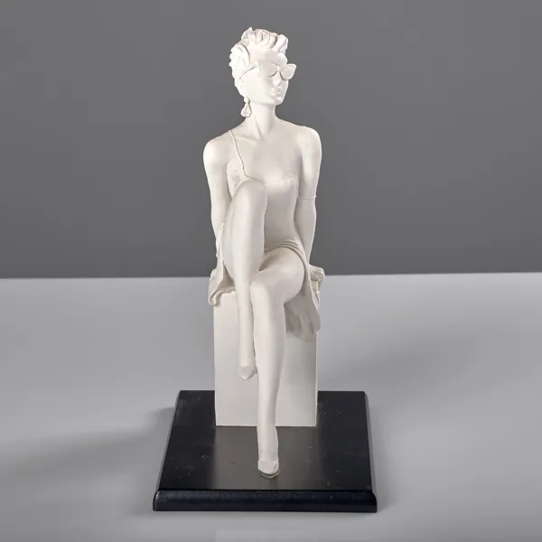 EMILIO CASAROTTO. Skulptur. Keramik.