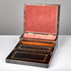 SKRIVSCHATULL. Mahogny med inläggningar i pärlemo. Mansfield Manufacturer Dublin. Omkring 1900.