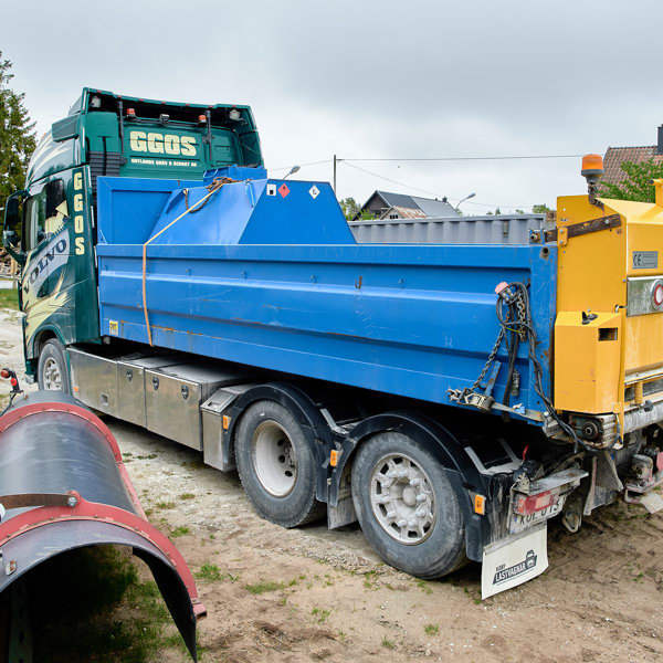 Konkursauktion Gotlands Gräv och Schakt AB. Måndagen den 9 juni kl 19-21.